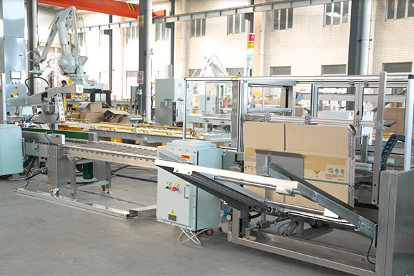 開(kāi)箱機(jī)